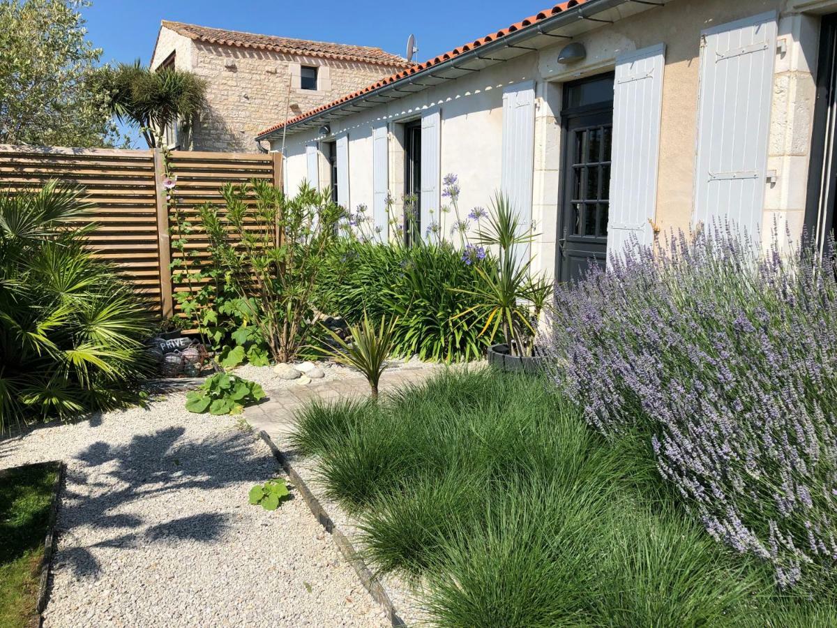 Vents Et Marees Hotell Saint-Pierre-d'Oleron Exteriör bild